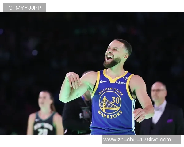 库里当选最佳队友奖亚当斯紧随其后仅差20分表现出色